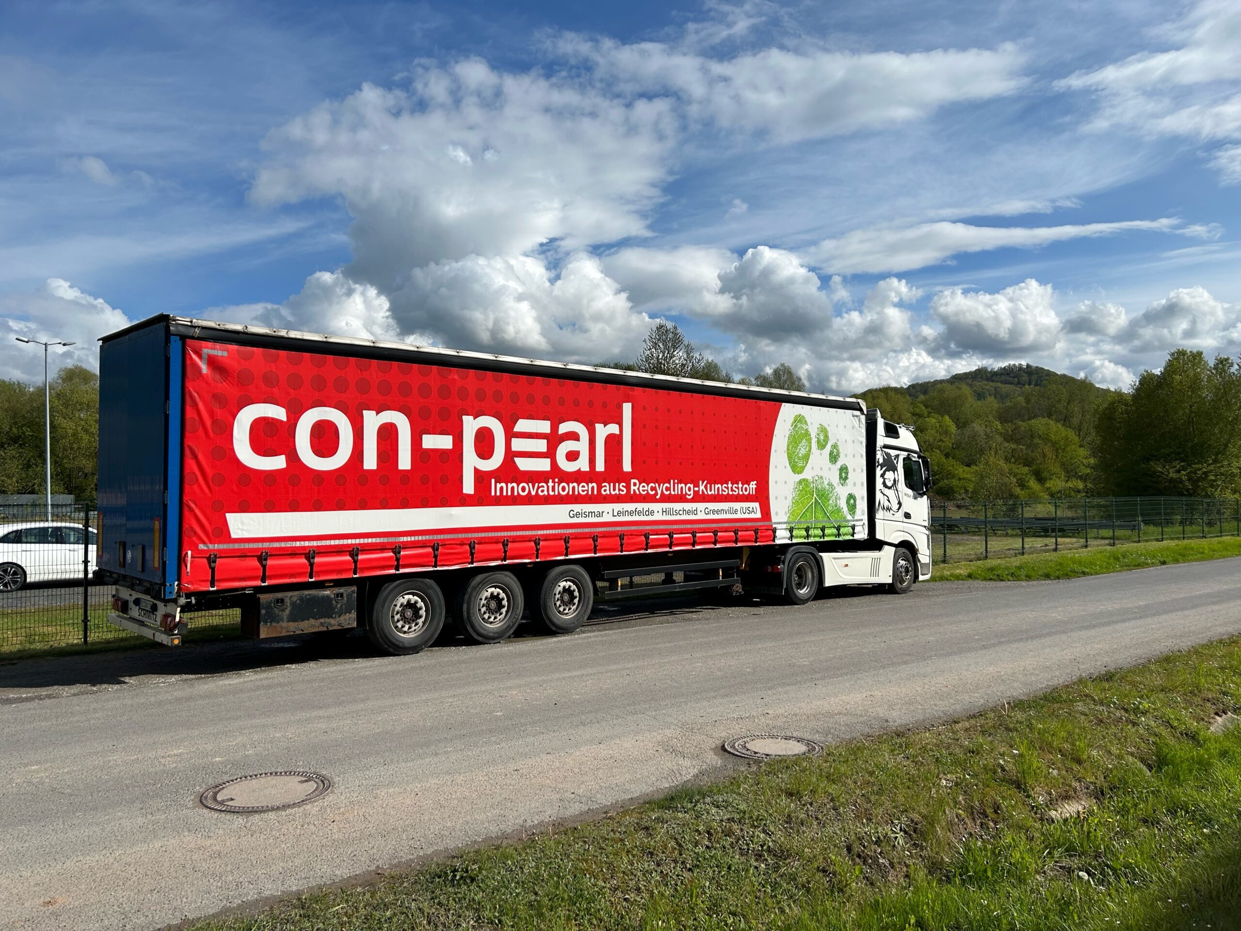 LKW mit con-pearl-Plane