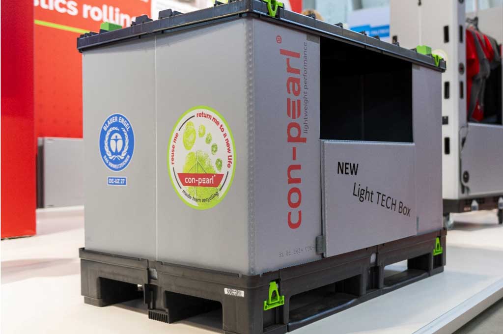 New Light TECH Box auf Messestand