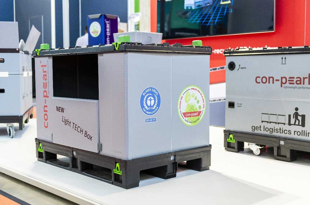 New Light TECH Box auf Messeausstellung