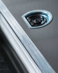 Ladeboden Verzurrmulde Alukante